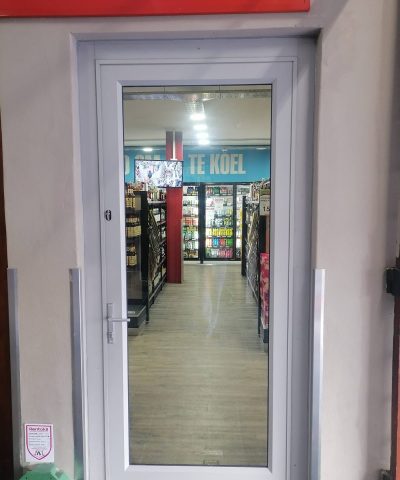 10 exp doors spar caledon